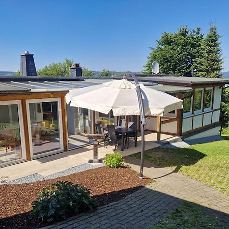 Ferienhaus Berghausen Am Hennesee Meschede Exterior photo